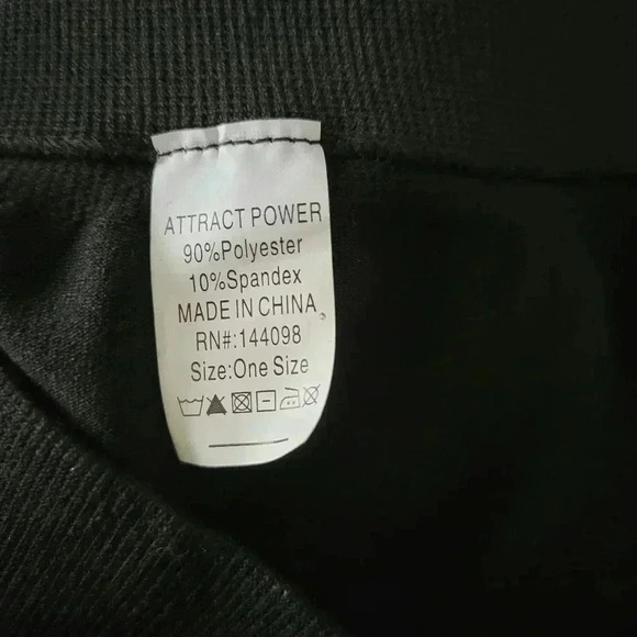 Chia Shorts & A.P Attract Power Capris OS NWT - Picture 3 of 3